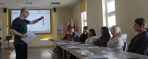 Warsztaty literackie dla młodzieży z PSP w Przyłęku - Program MEN Nasze Tradycje