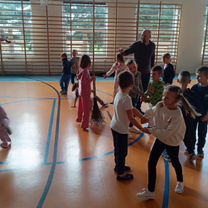 zabawa w "Mietlarza"