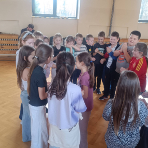 Zabawa w Zgaduj zgadula.